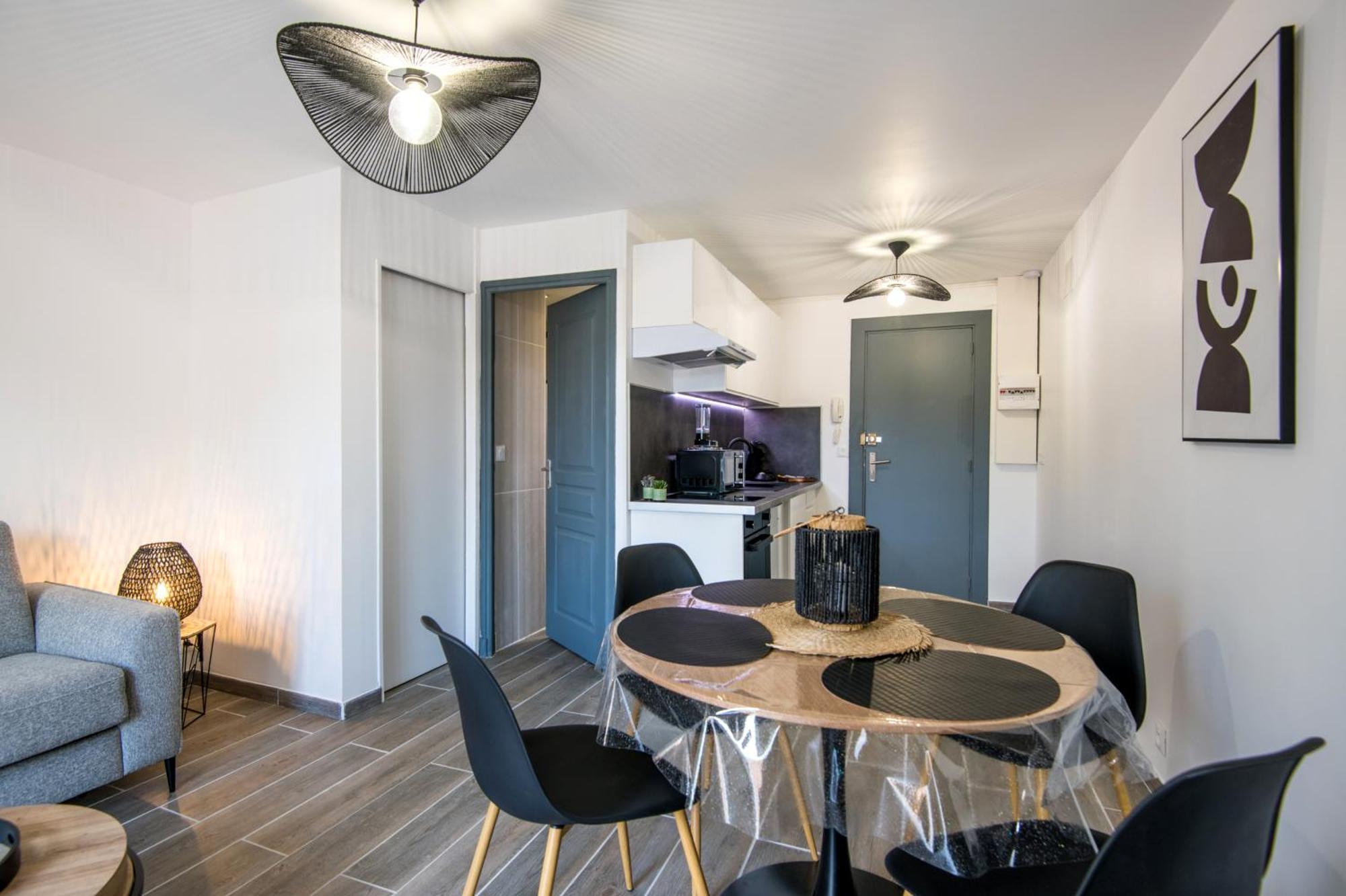 Panoramique Balcon Wifi Centre-Ville ミヨー エクステリア 写真